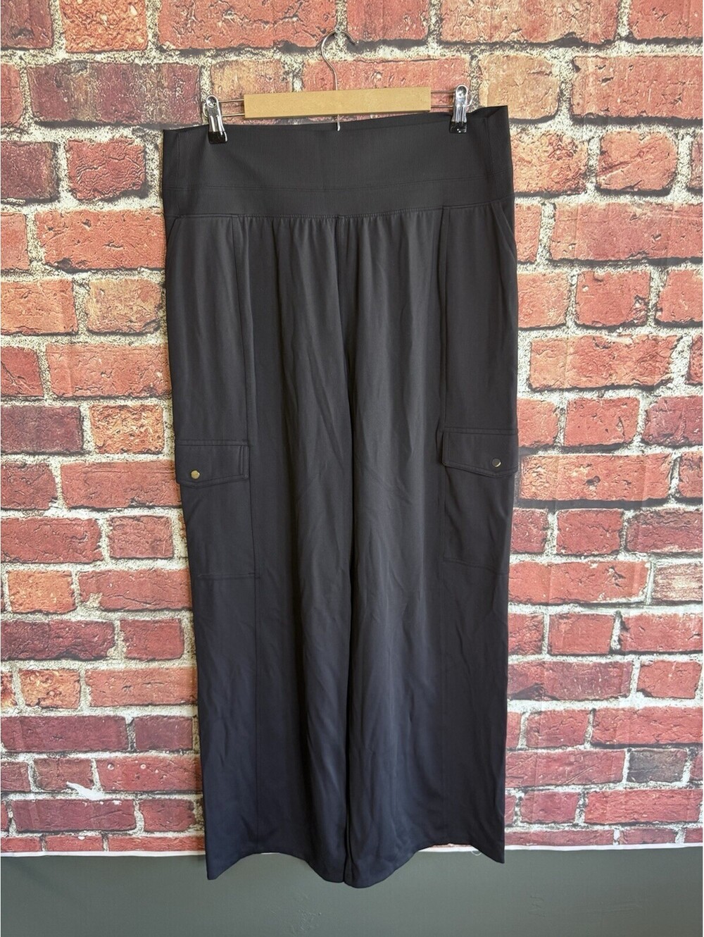 Athleta Venice High Rise Wide Leg Cargo Pant In Black Sz XL